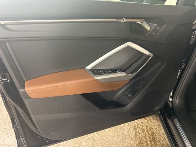 Certified 2025 Audi Q3 2.0T Premium w/ Convenience Package image 15