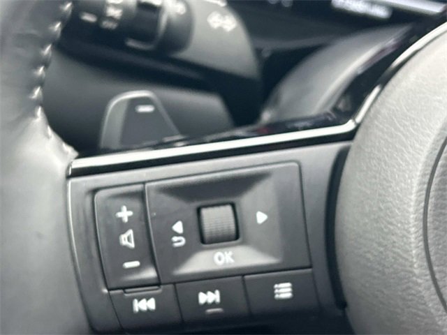 Used 2025 Nissan Pathfinder Platinum w/ Cargo Package image 28