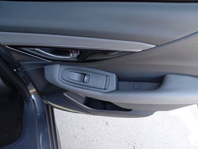 Used 2025 Subaru Outback Onyx Edition AWD/4WD image 29