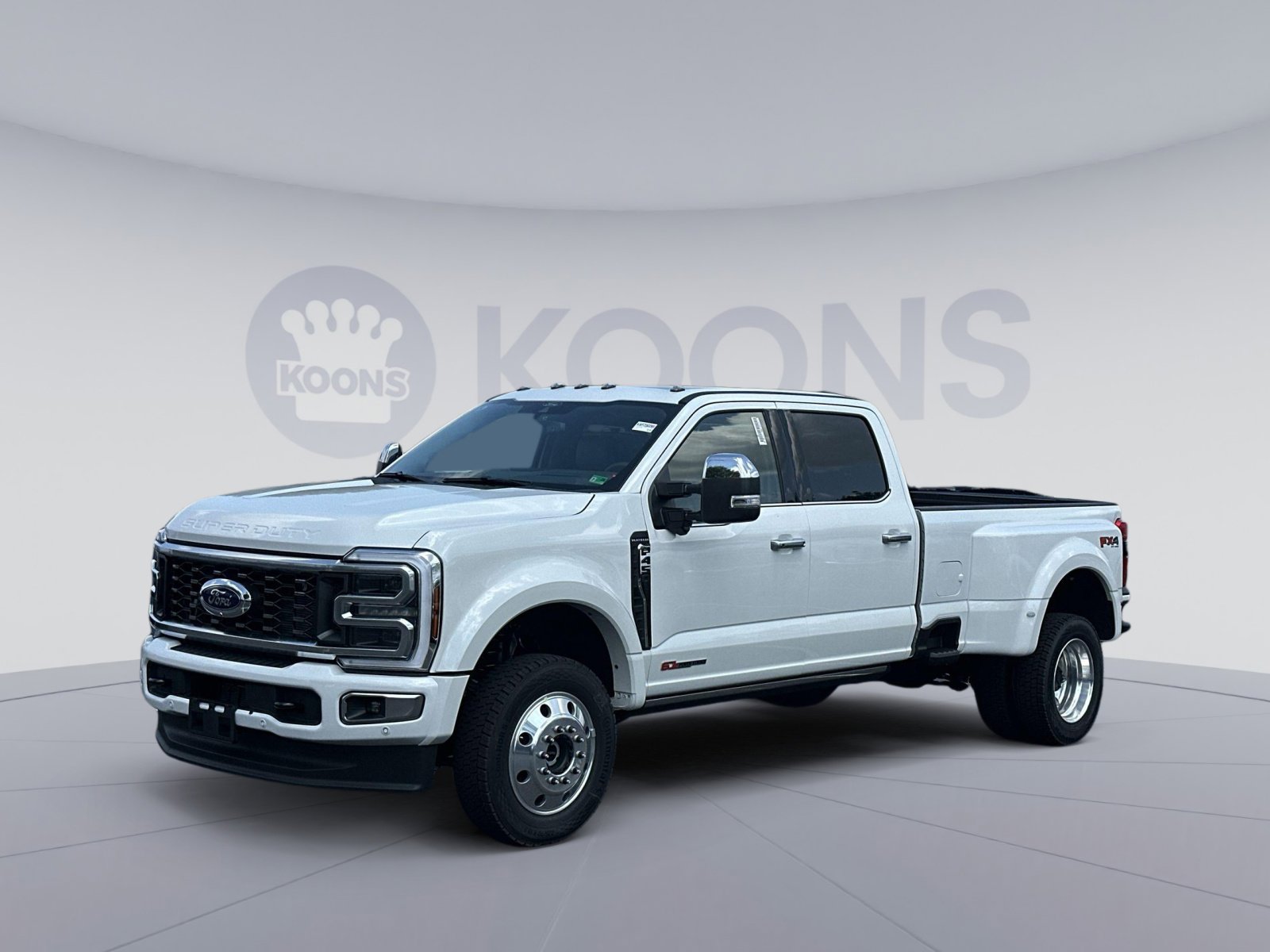 New 2025 Ford F450 Platinum w/ Platinum Plus Package