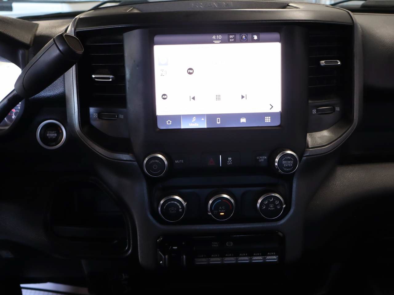 Used 2023 RAM 3500 Tradesman w/ Chrome Appearance Group AWD/4WD image 10