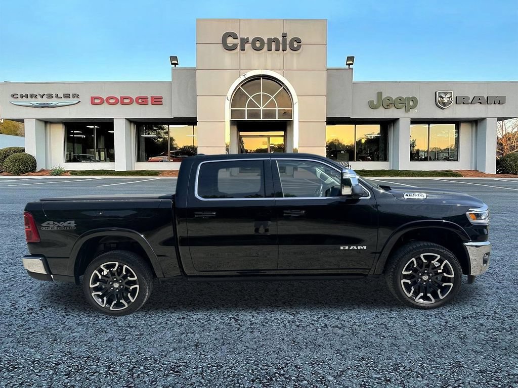 Used 2025 RAM 1500 Limited AWD/4WD image 2