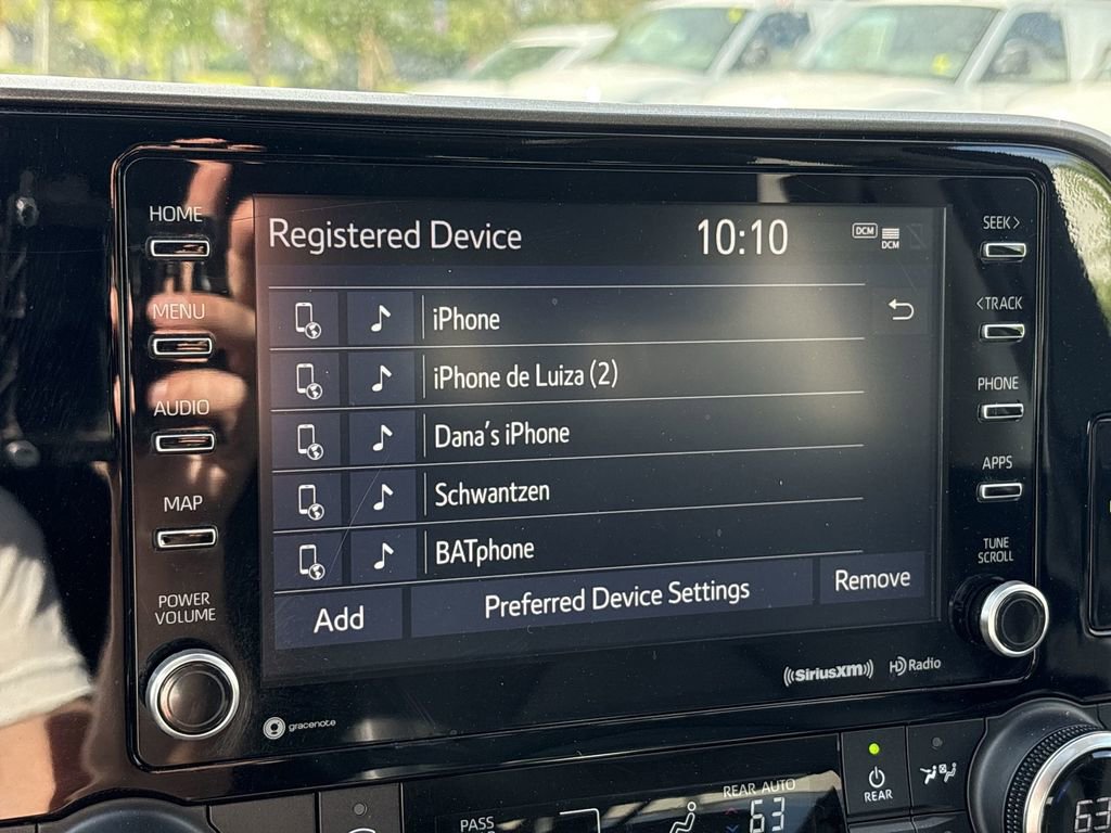 Used 2022 Toyota Highlander XLE AWD/4WD image 37