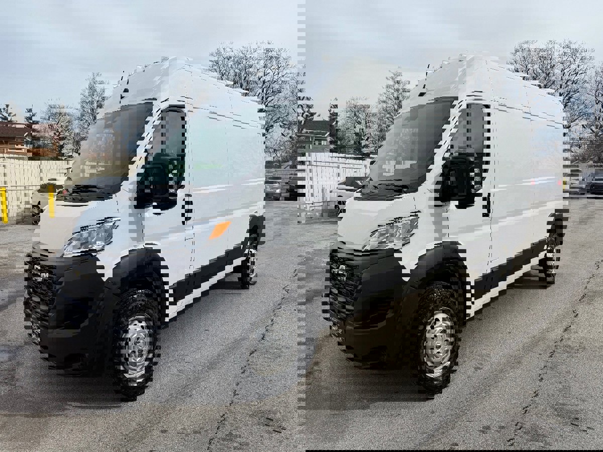 Used 2023 RAM ProMaster 2500 image 2
