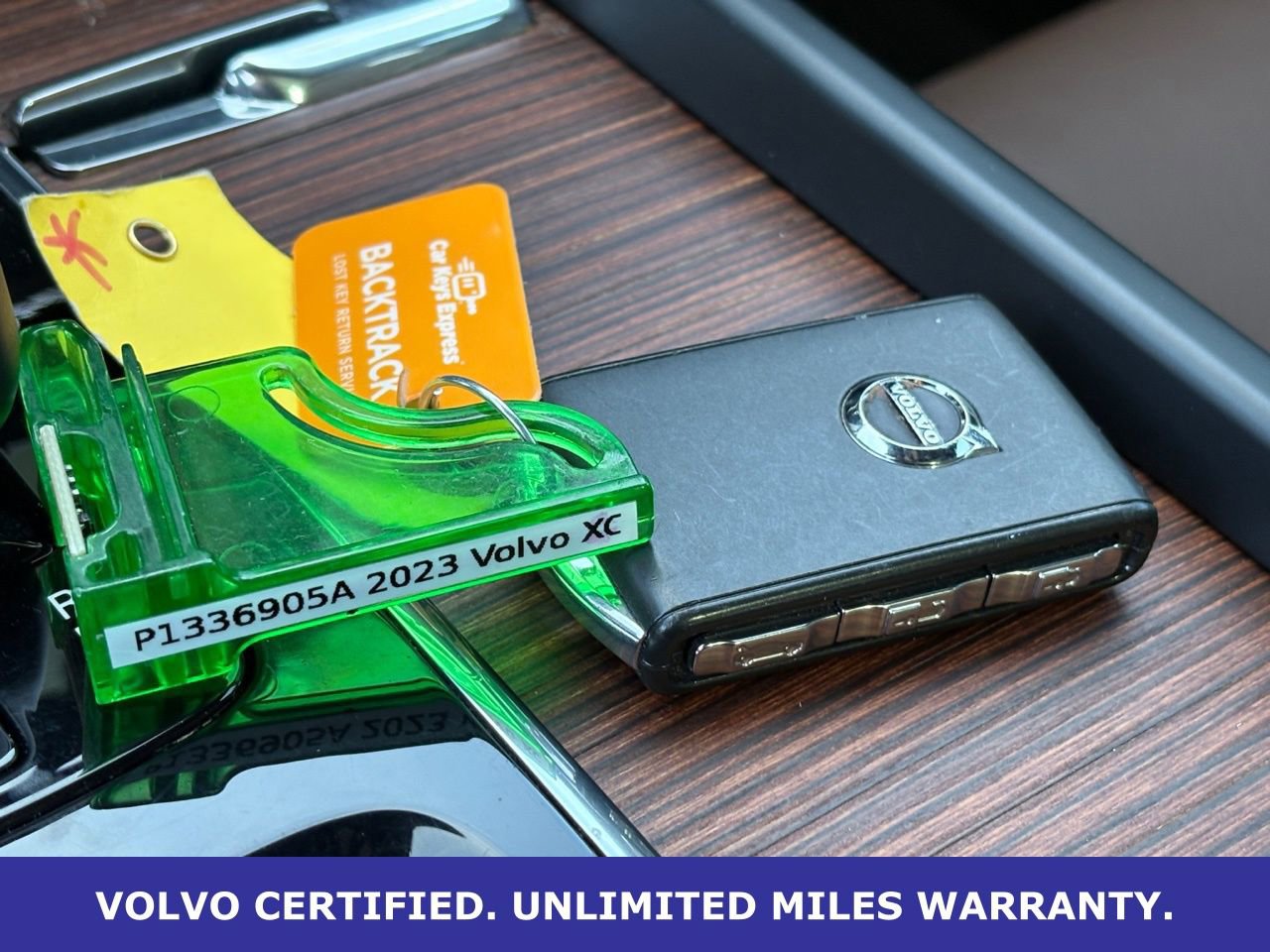 Certified 2023 Volvo XC60 T8 Plus w/ Protection Package Premier image 36