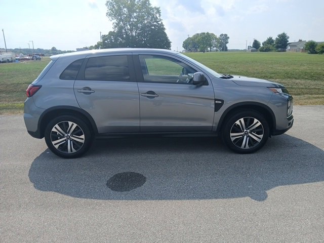 Used 2025 Mitsubishi Outlander Sport ES image 6