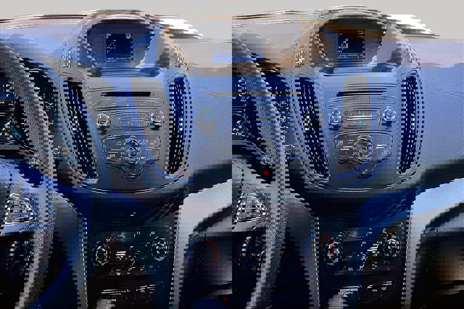 Used 2018 Ford Escape SE image 6