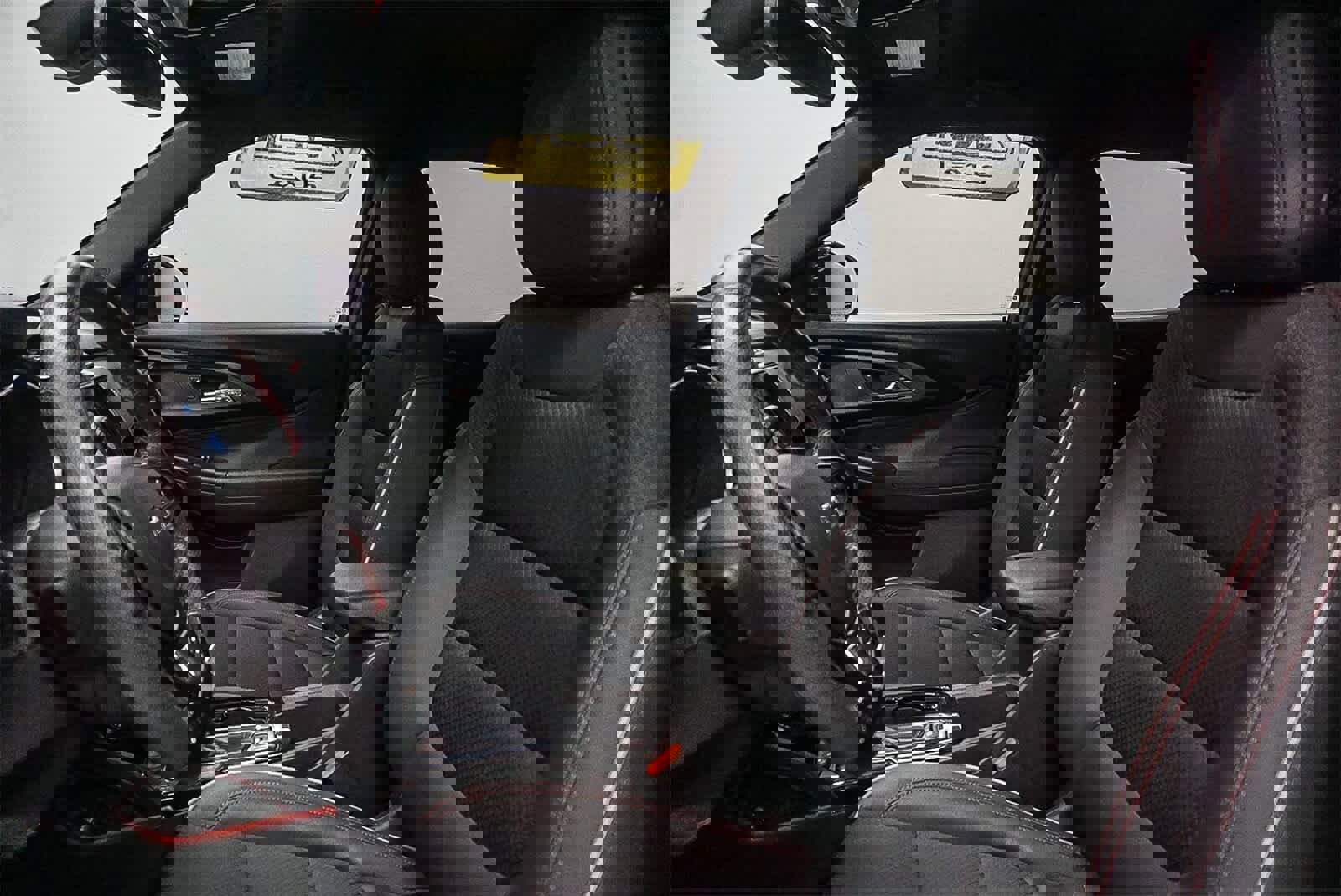 Used 2023 Chevrolet TrailBlazer RS w/ Convenience Package image 18