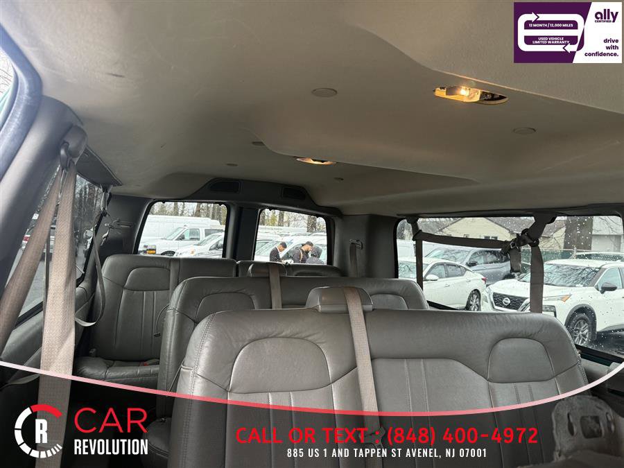 Used 2019 Chevrolet Express 3500 LS RWD image 7