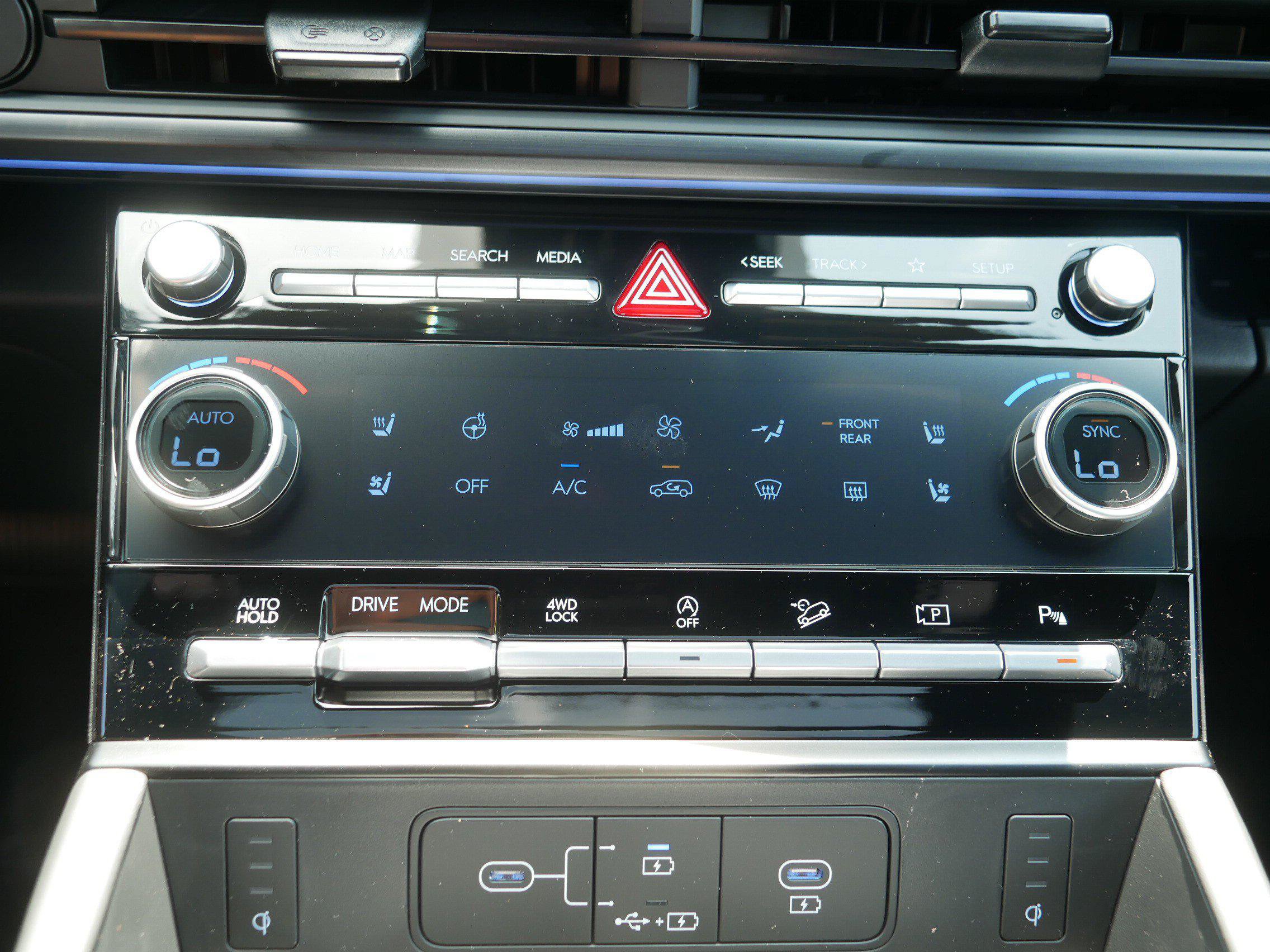New 2026 Hyundai Santa Fe Calligraphy AWD/4WD image 9