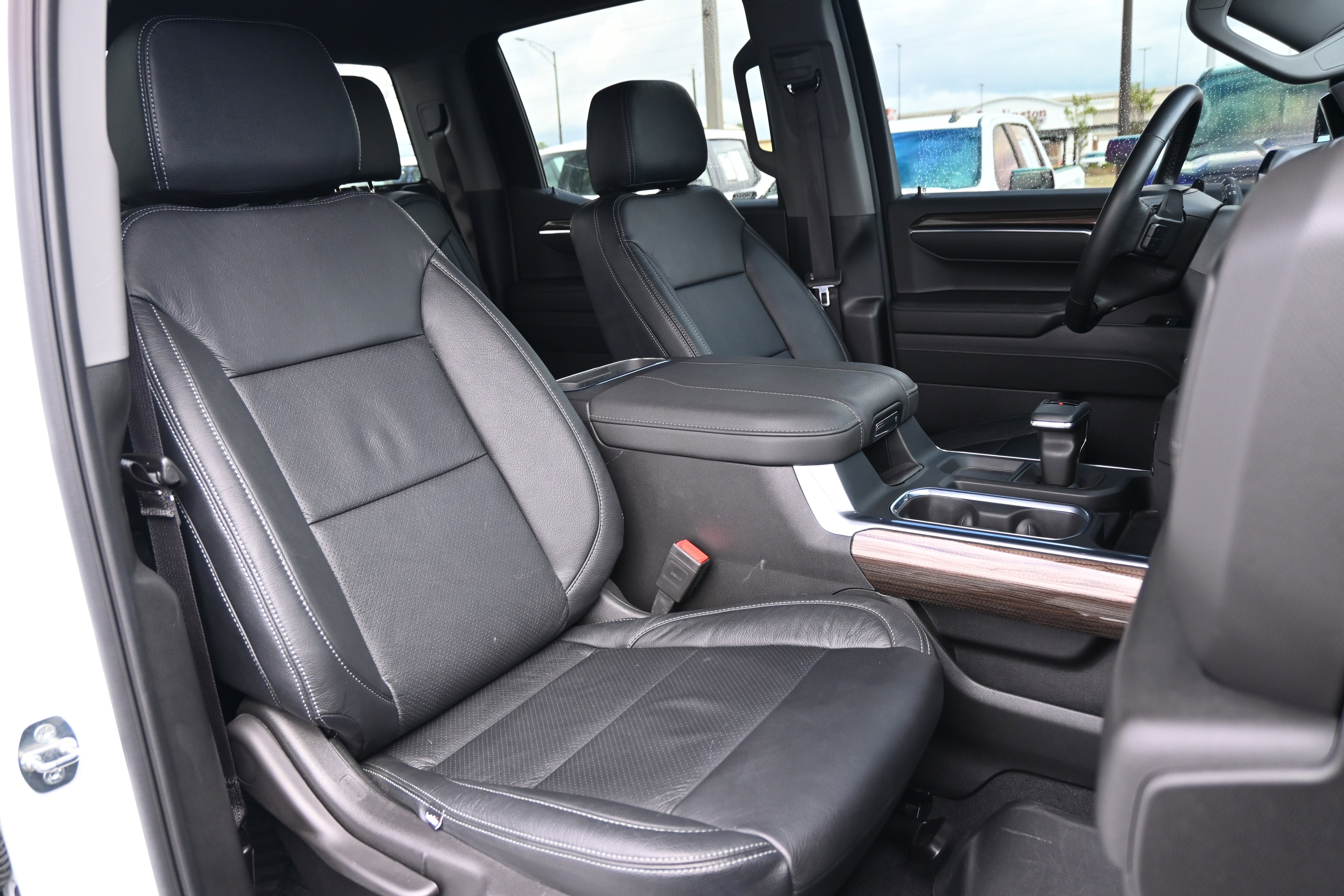 Used 2024 Chevrolet Silverado 1500 RST image 17