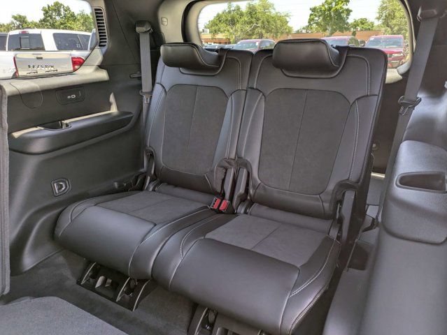 New 2026 Jeep Grand Cherokee L 4WD image 15