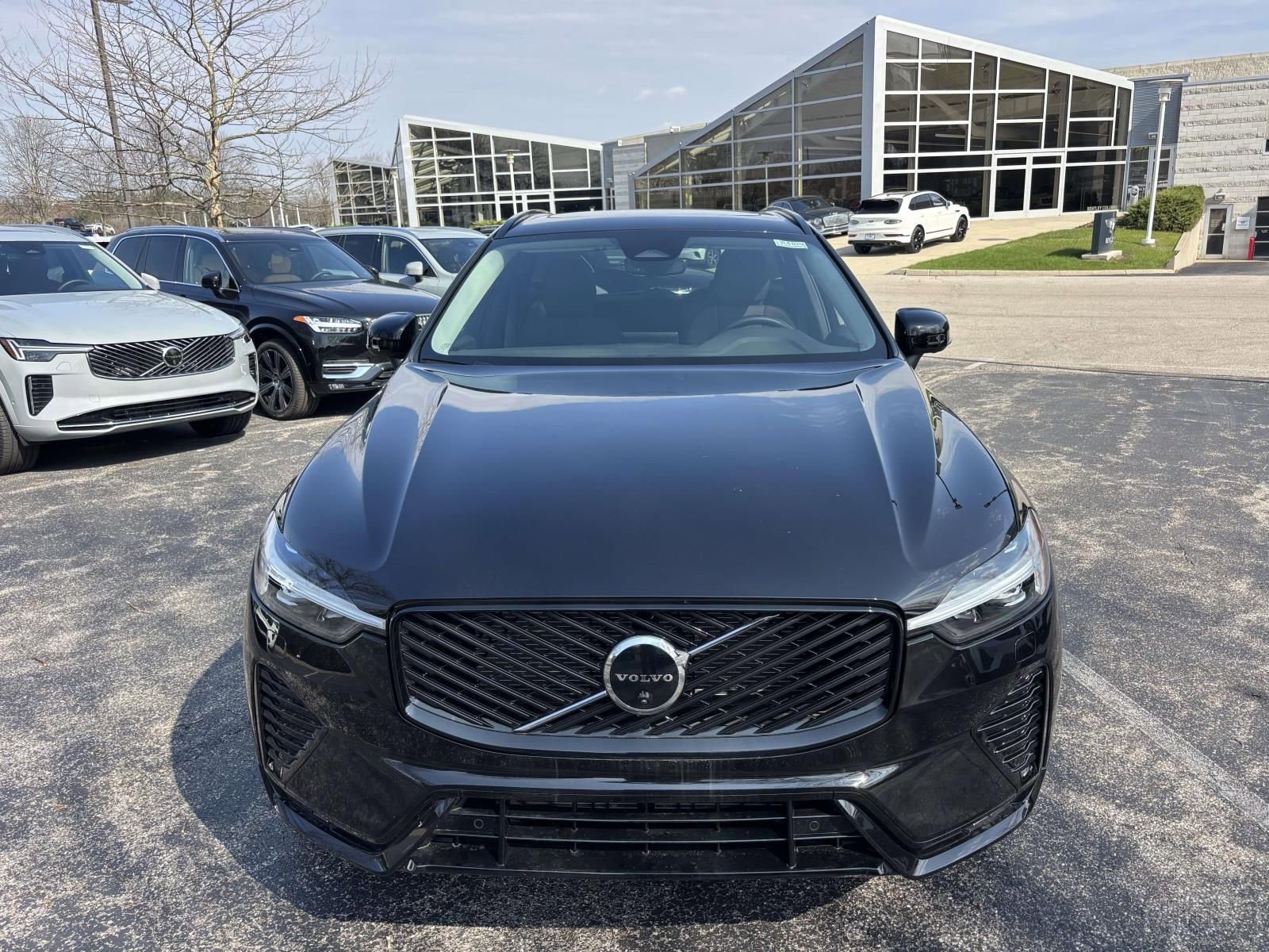New 2026 Volvo XC60 B5 Plus AWD/4WD image 2