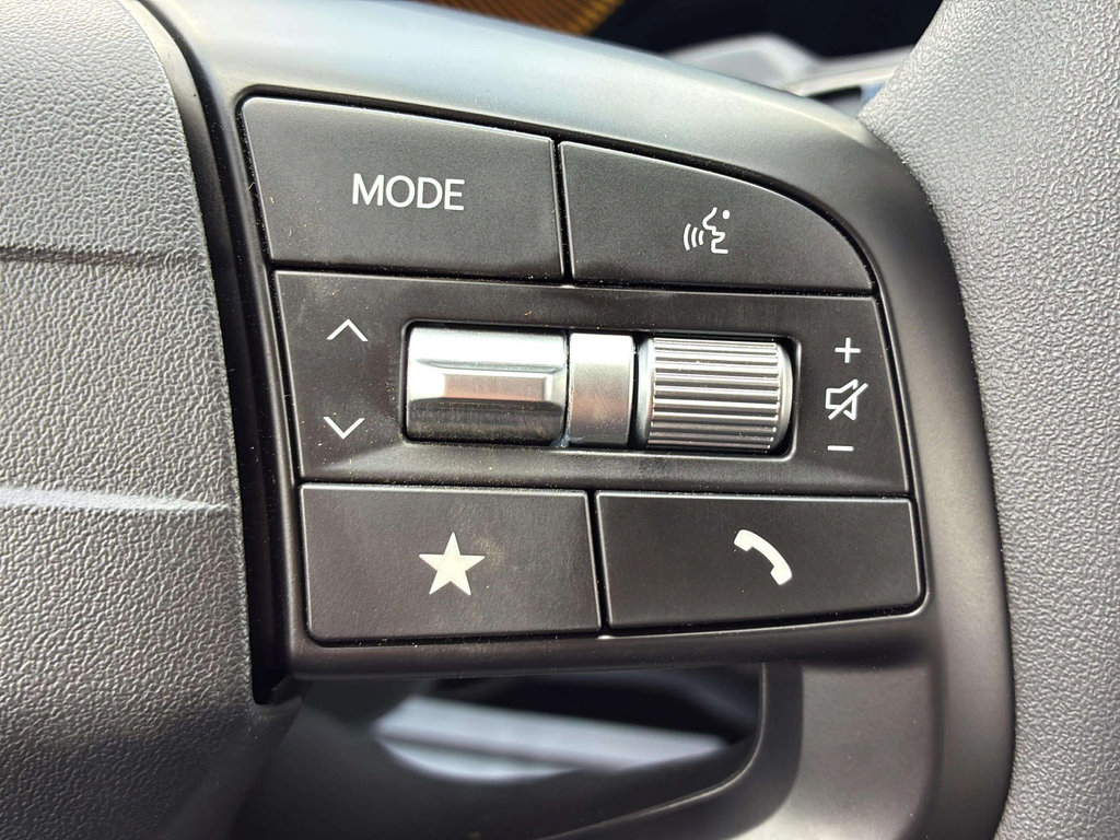 Used 2025 Kia K4 FWD image 12