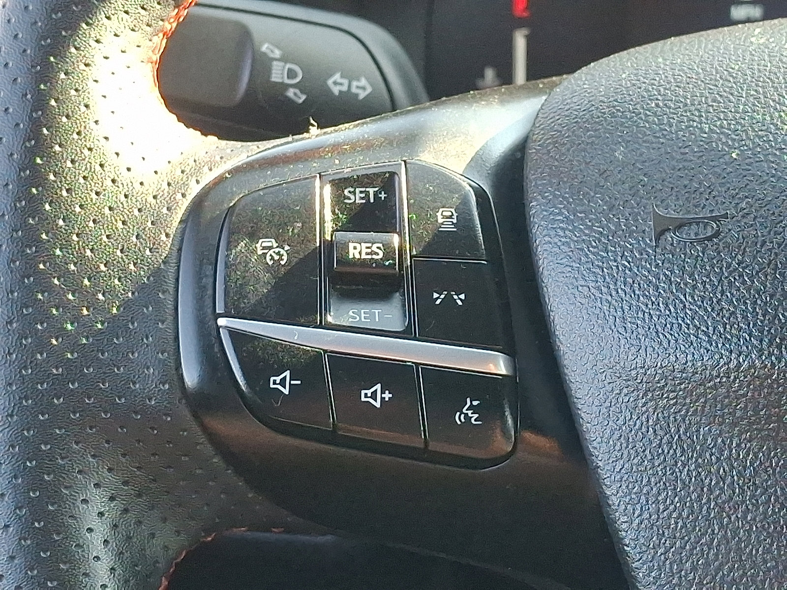 Certified 2024 Ford Escape ST-Line w/ Tech Pack #1 image 20