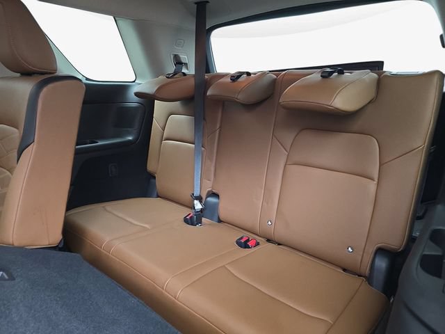 Used 2025 Nissan Pathfinder Platinum w/ Cargo Package FWD image 40