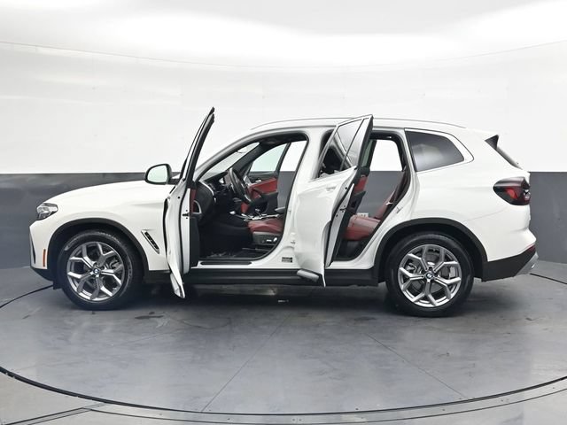Used 2023 BMW X3 sDrive30i w/ Premium Package RWD image 37