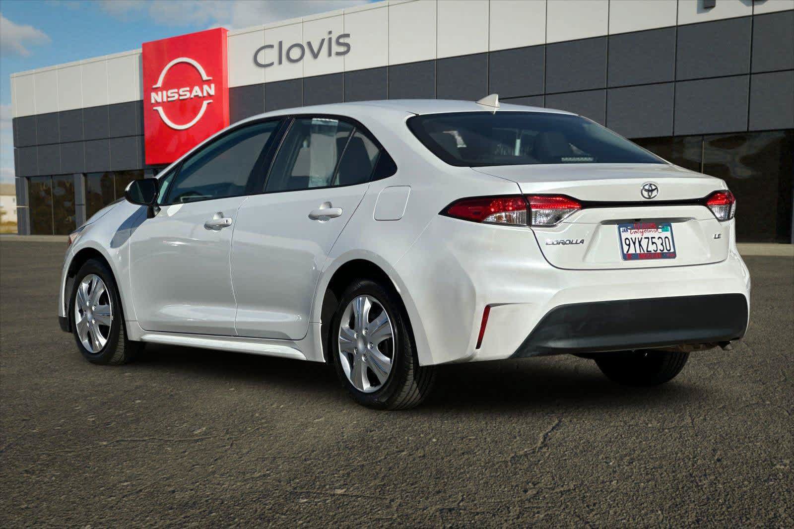 Used 2025 Toyota Corolla LE FWD image 7
