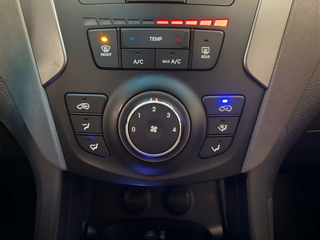 Used 2018 Hyundai Santa Fe Sport AWD/4WD image 21