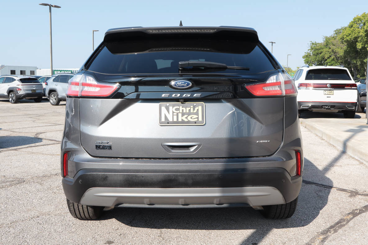 Used 2024 Ford Edge SEL AWD/4WD image 5