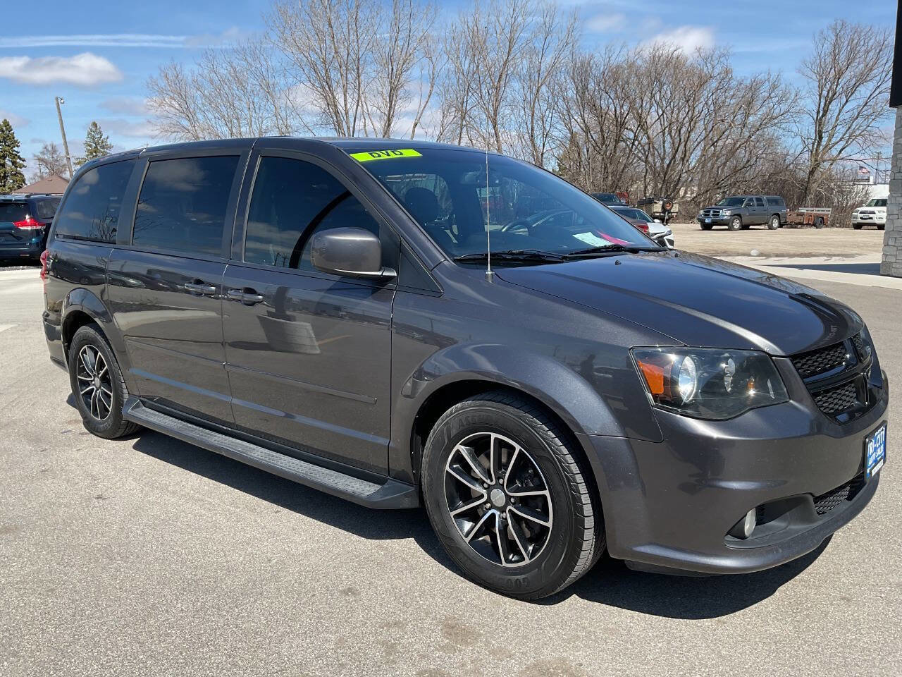 Used 2016 Dodge Grand Caravan SXT image 10