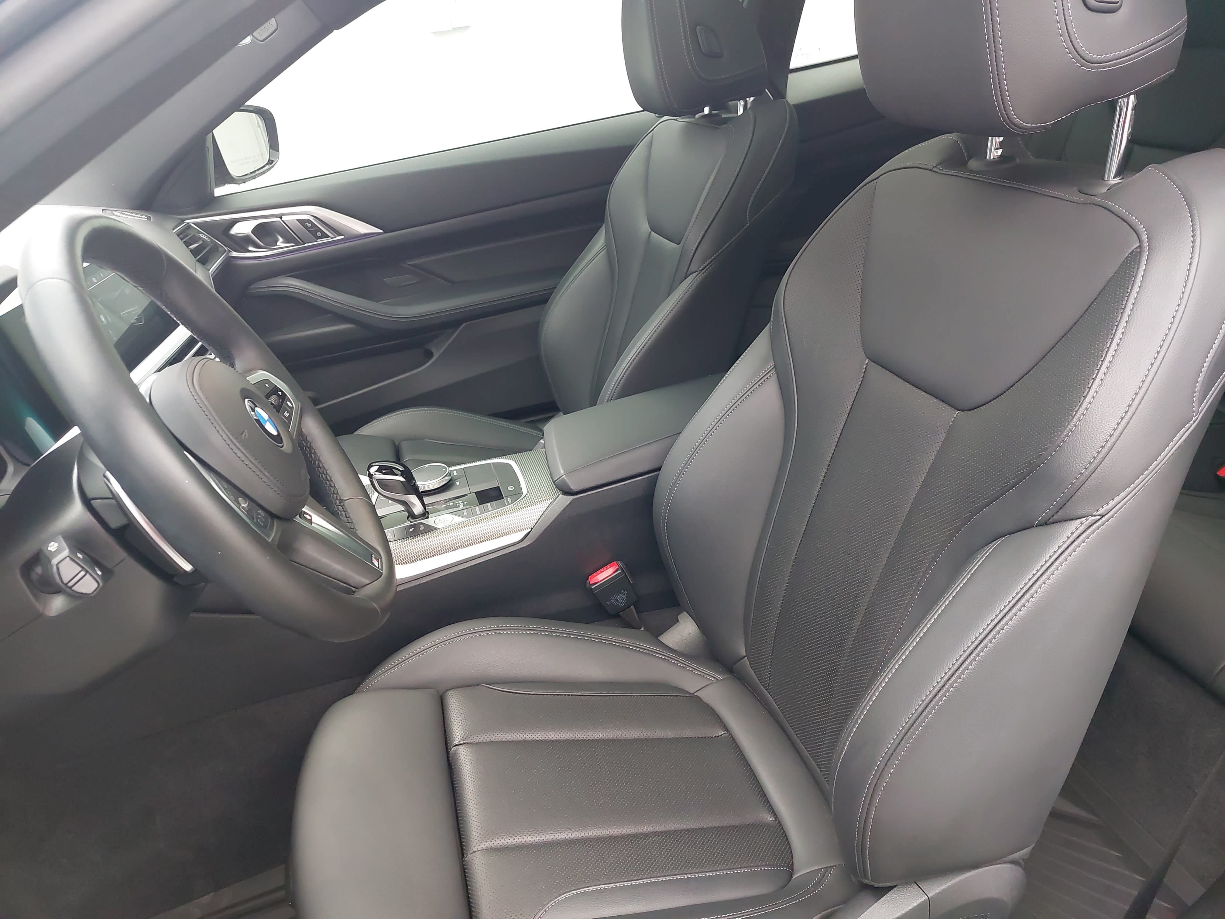 Used 2023 BMW 430i Coupe w/ M Sport Package RWD image 16
