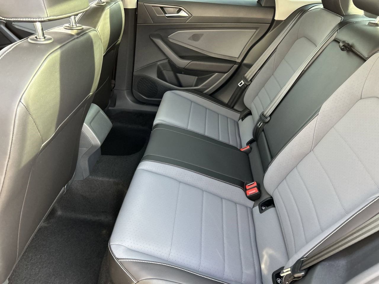 New 2026 Volkswagen Jetta SE image 13