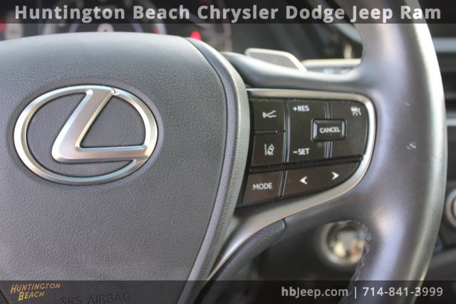 Used 2023 Lexus ES 350 w/ Premium Package image 20