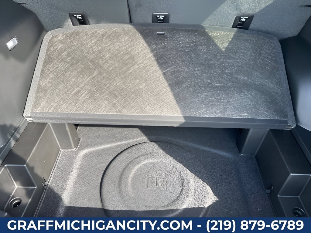 New 2027 Chevrolet Equinox RS FWD image 37