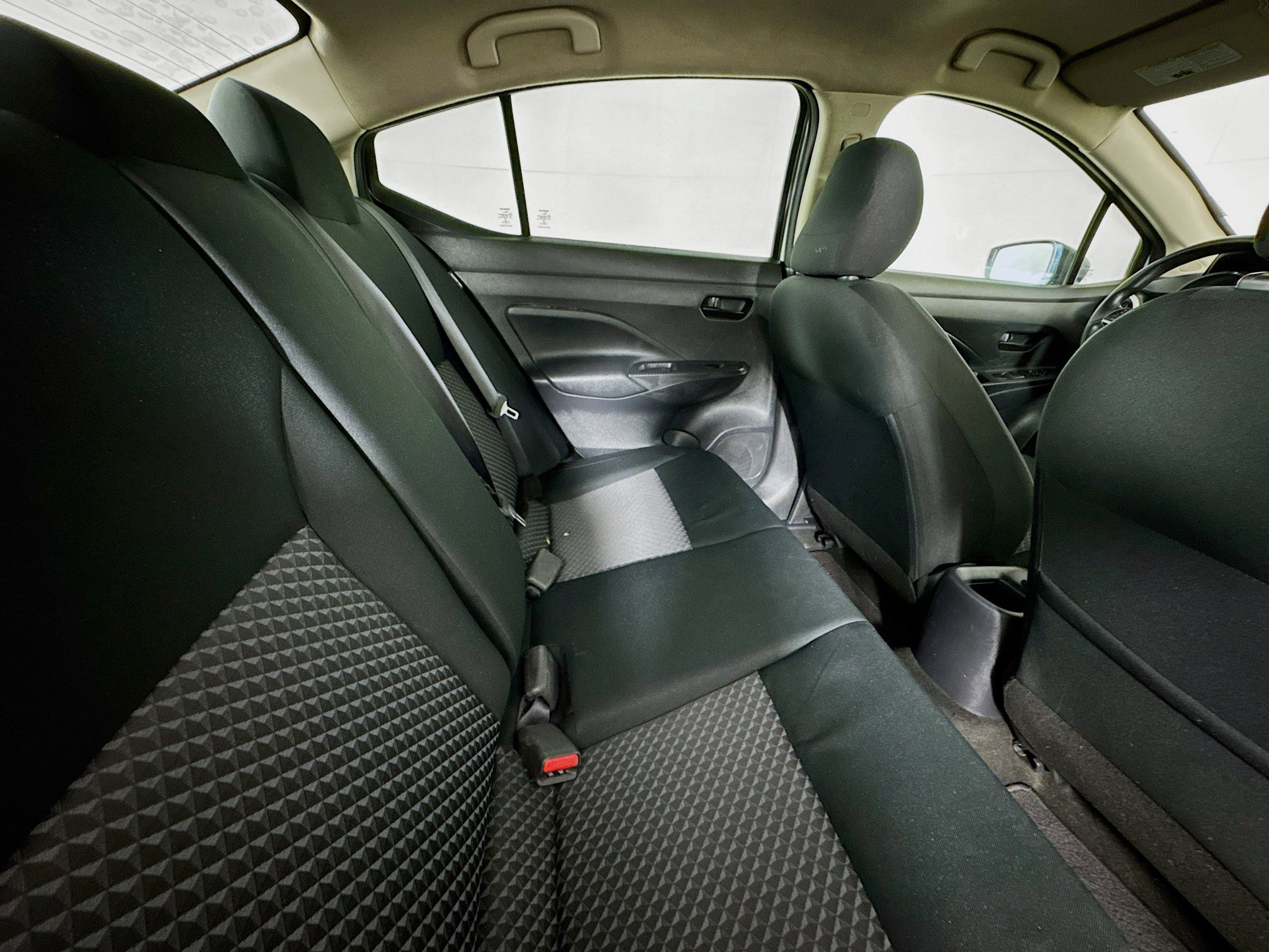 Used 2020 Nissan Versa S FWD image 45