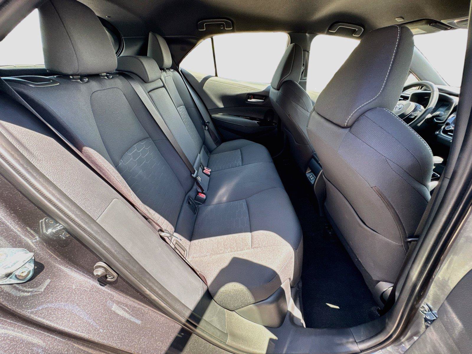 Used 2026 Toyota Corolla SE FWD image 27