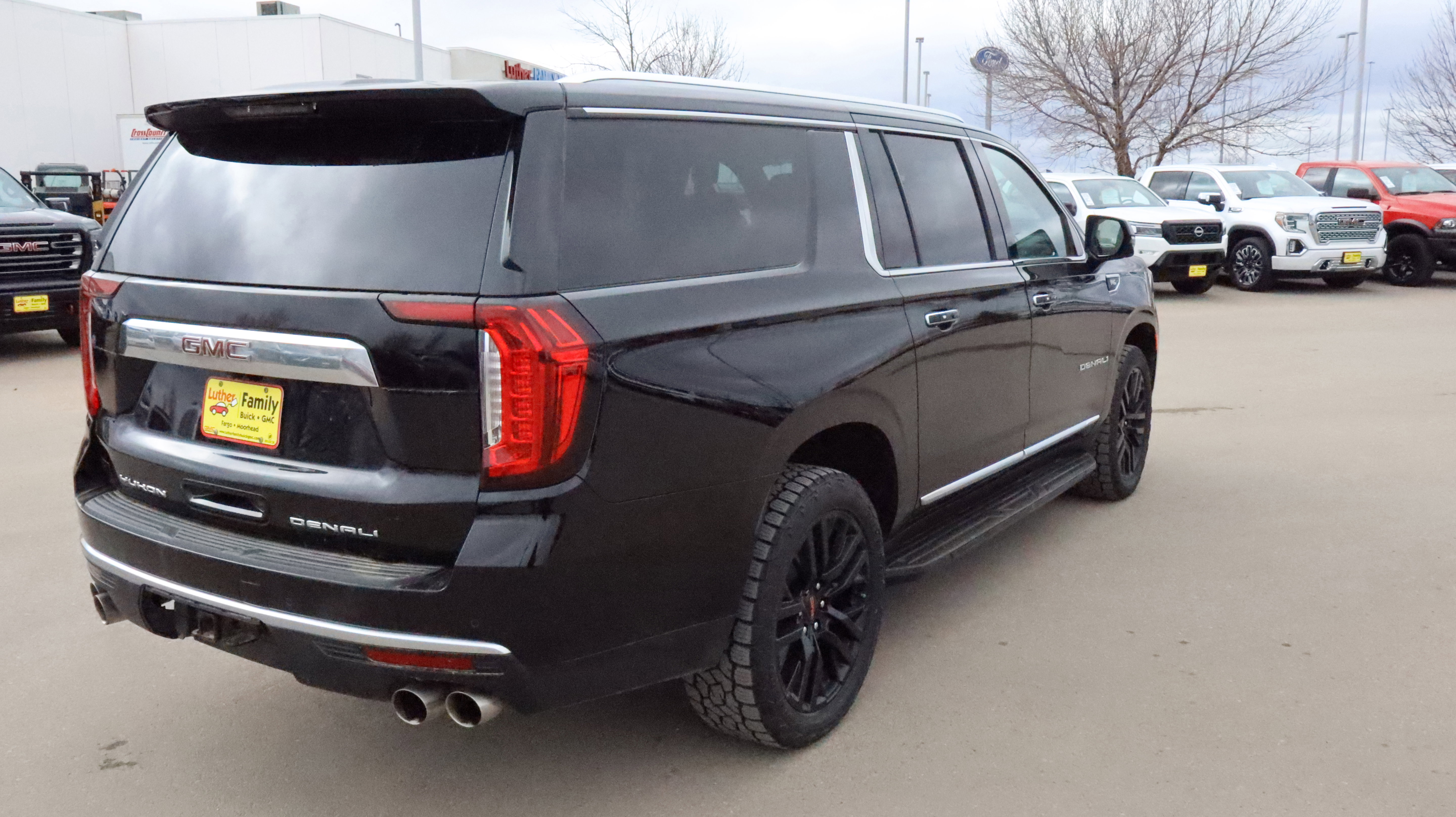 Certified 2024 GMC Yukon XL Denali AWD/4WD image 7