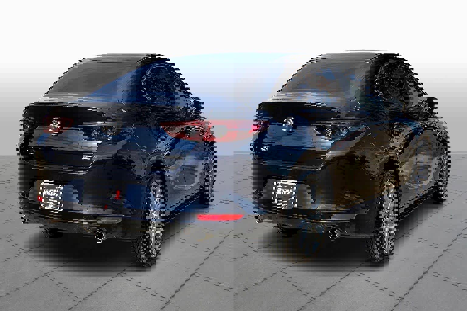 Used 2021 MAZDA MAZDA3 s image 12