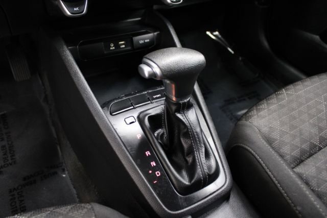 Used 2018 Kia Rio LX FWD image 15