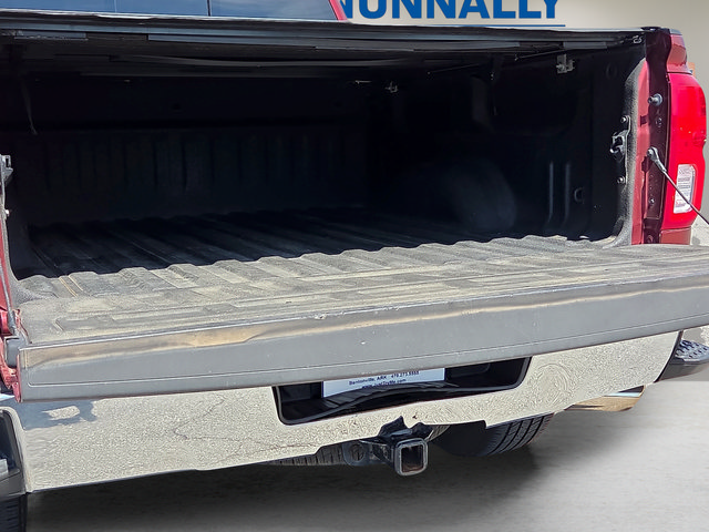 Used 2017 Chevrolet Silverado 1500 LTZ AWD/4WD image 11