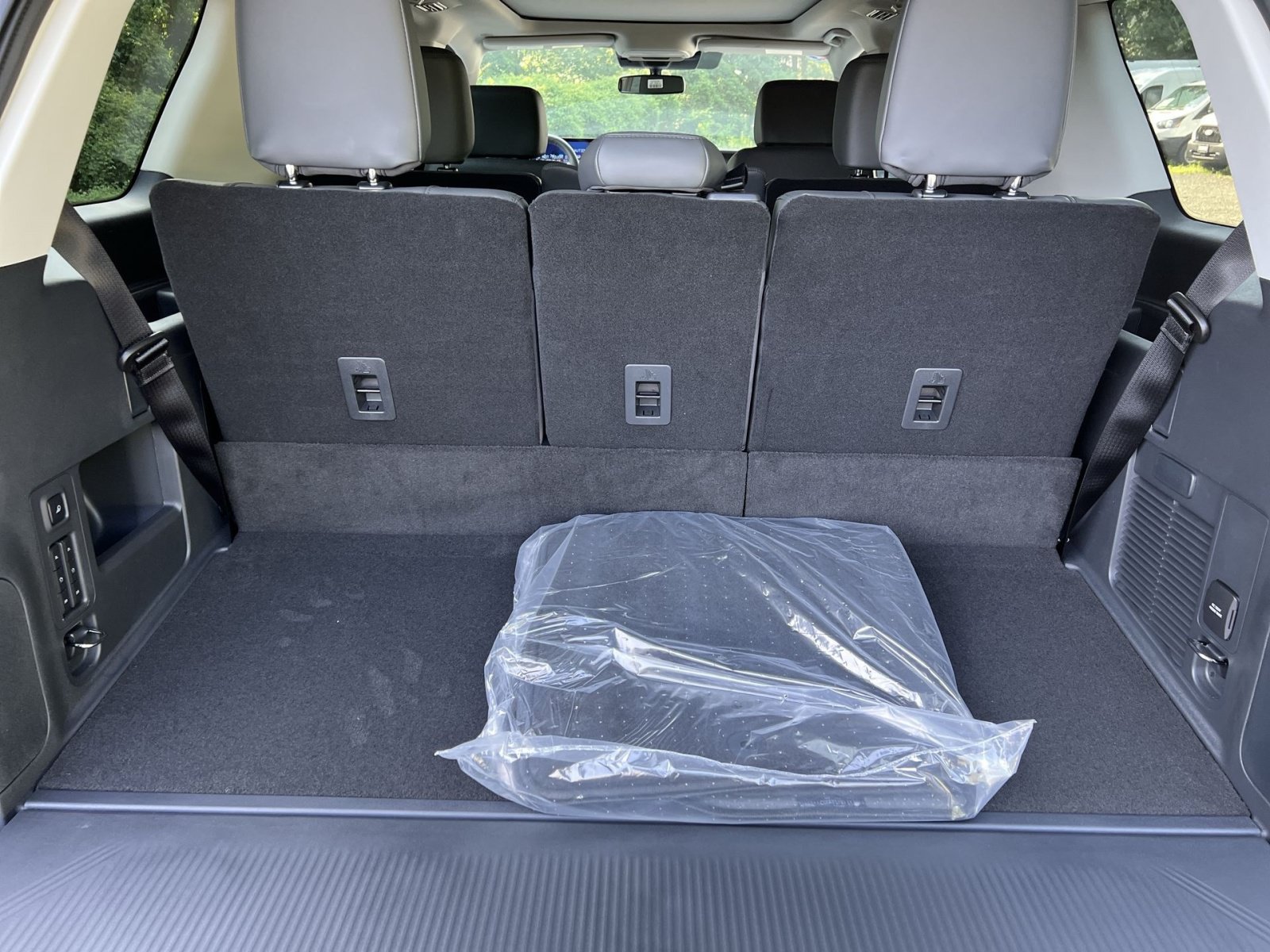 New 2026 Ford Expedition Active AWD/4WD image 27