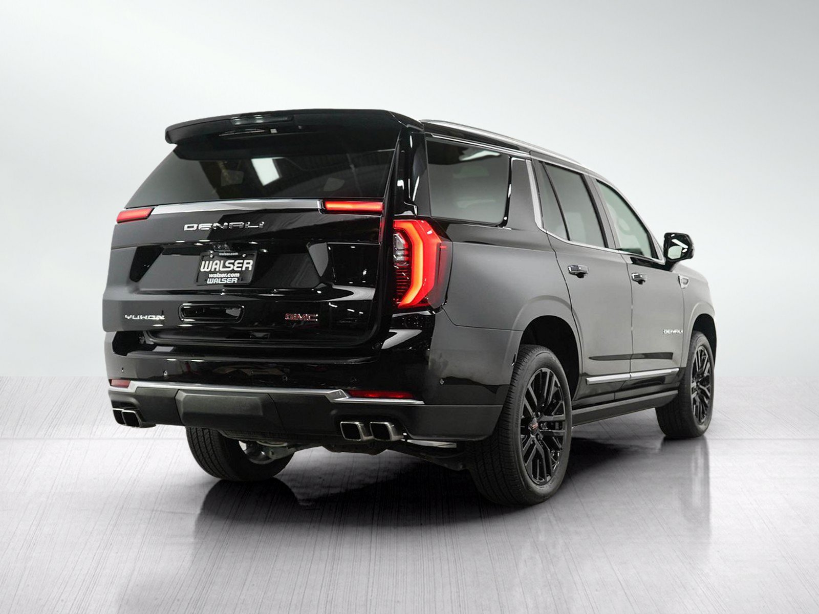 Used 2025 GMC Yukon Denali w/ Denali Reserve Package AWD/4WD image 5