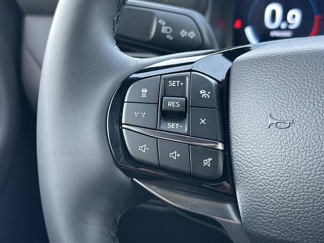 New 2026 Ford Explorer Platinum image 25