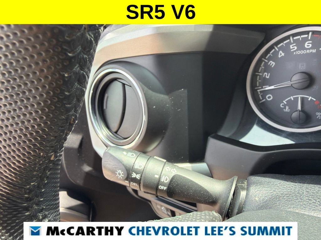 Used 2017 Toyota Tacoma SR5 w/ Tow Package AWD/4WD image 22