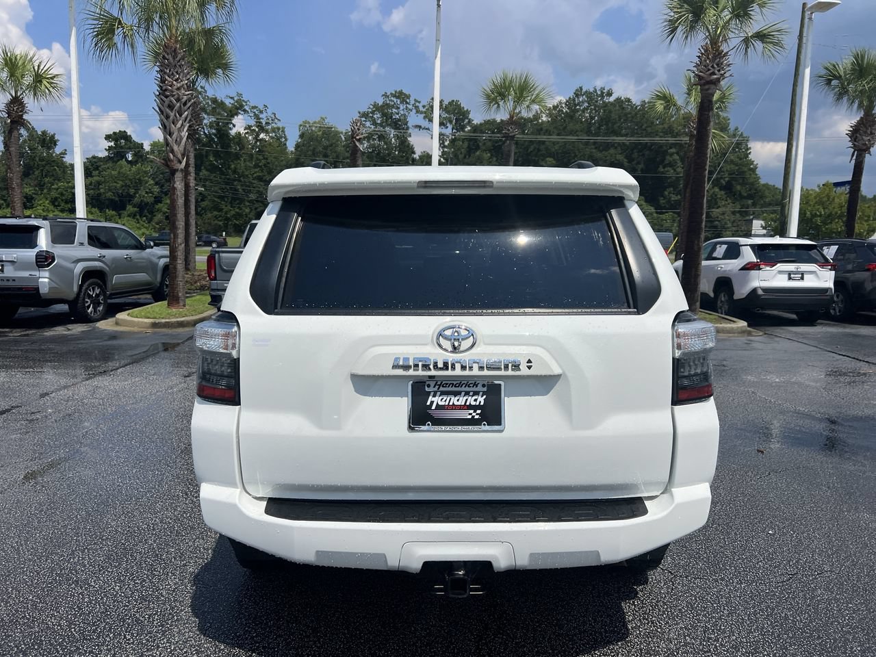 Used 2023 Toyota 4Runner SR5 Premium w/ Moonroof Package AWD/4WD image 9