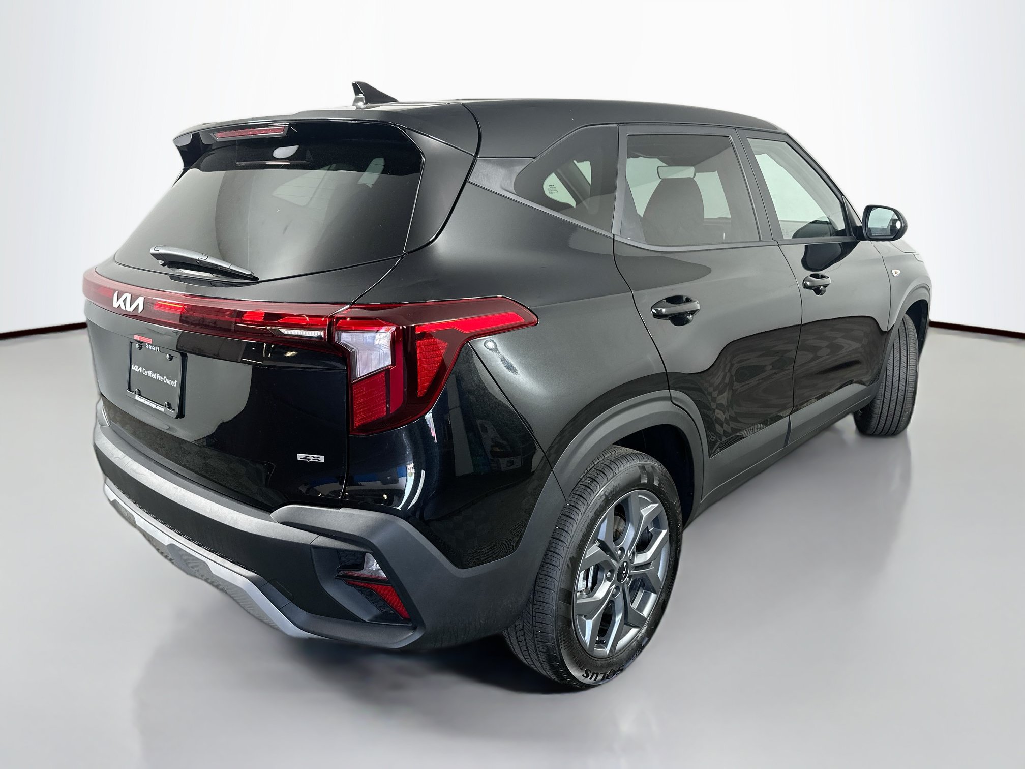 Certified 2026 Kia Seltos LX AWD/4WD image 7