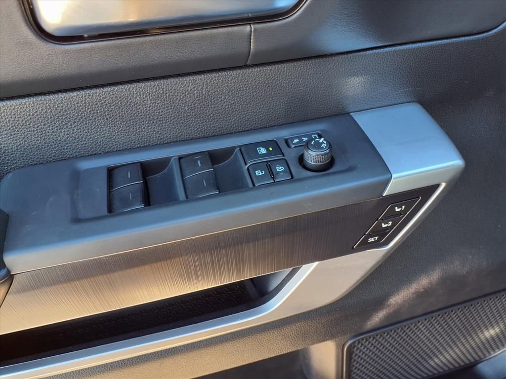 Used 2022 Toyota Tundra Platinum w/ Advanced Package image 24