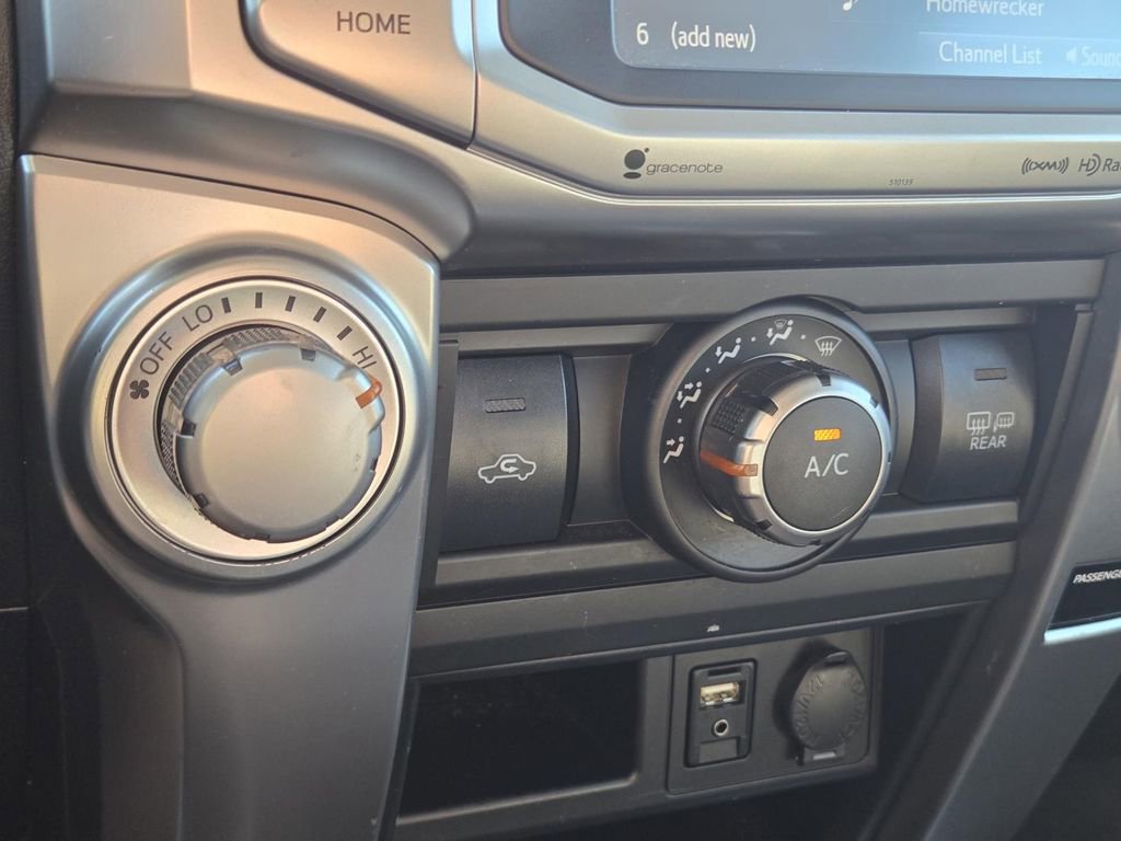 Used 2018 Toyota 4Runner SR5 image 34