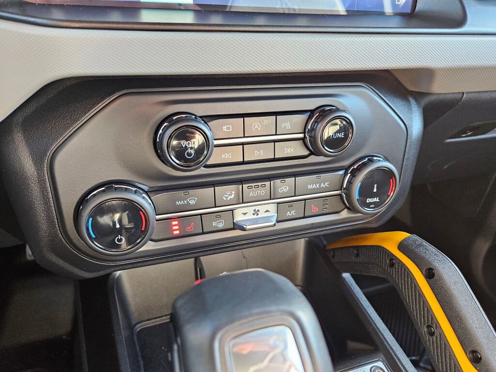 Used 2022 Ford Bronco Badlands w/ Sasquatch Package image 24