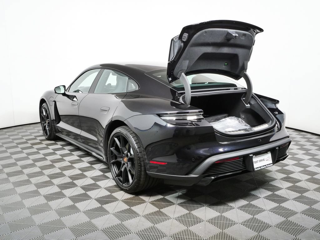 New 2026 Porsche Taycan RWD image 39