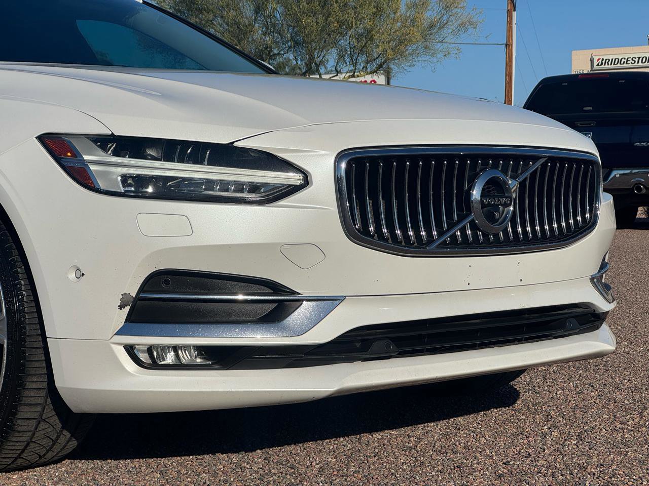 Used 2018 Volvo S90 T6 Inscription w/ Convenience Package image 21