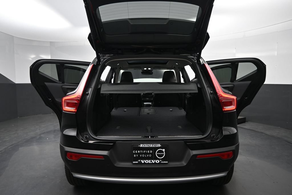 Used 2024 Volvo XC40 B5 Ultimate w/ Protection Package Premier AWD/4WD image 19