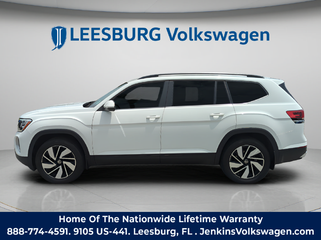 Used 2024 Volkswagen Atlas SE FWD image 11