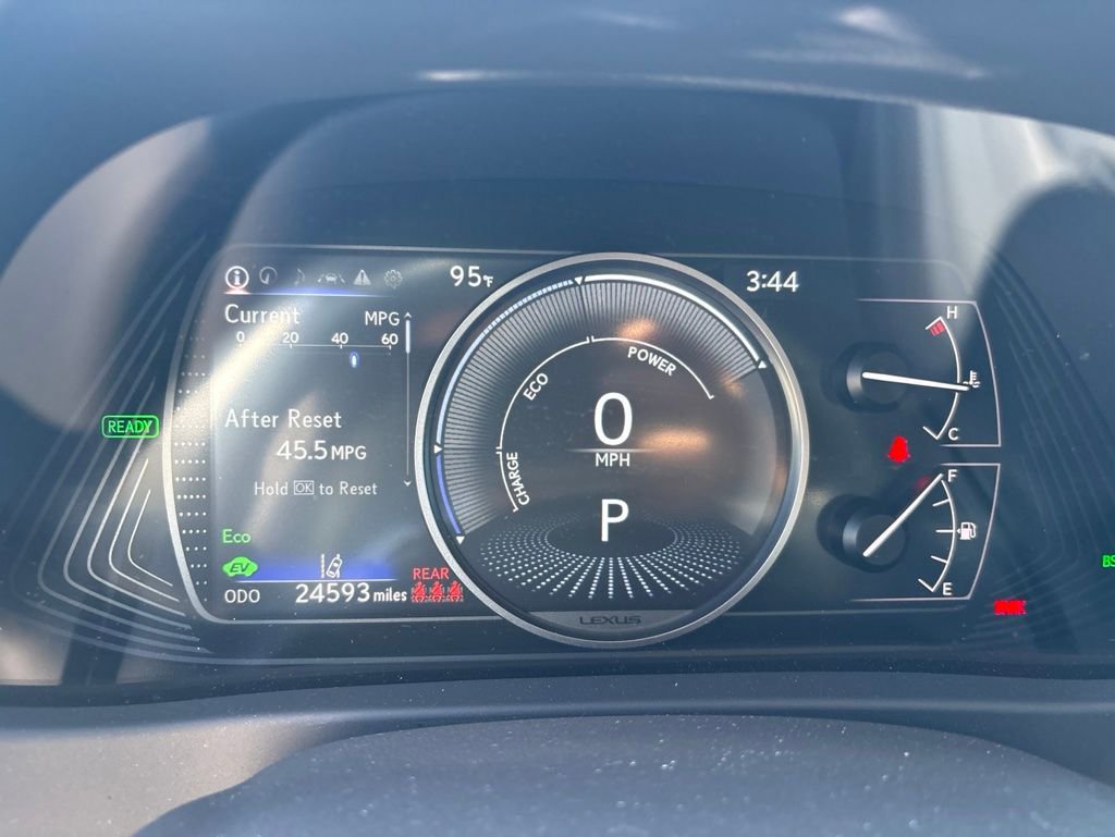 Certified 2024 Lexus UX 250h FWD image 2