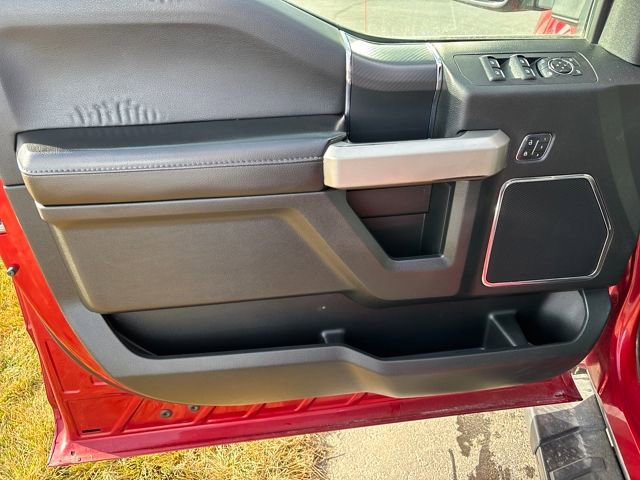 Used 2019 Ford F150 Lariat image 10